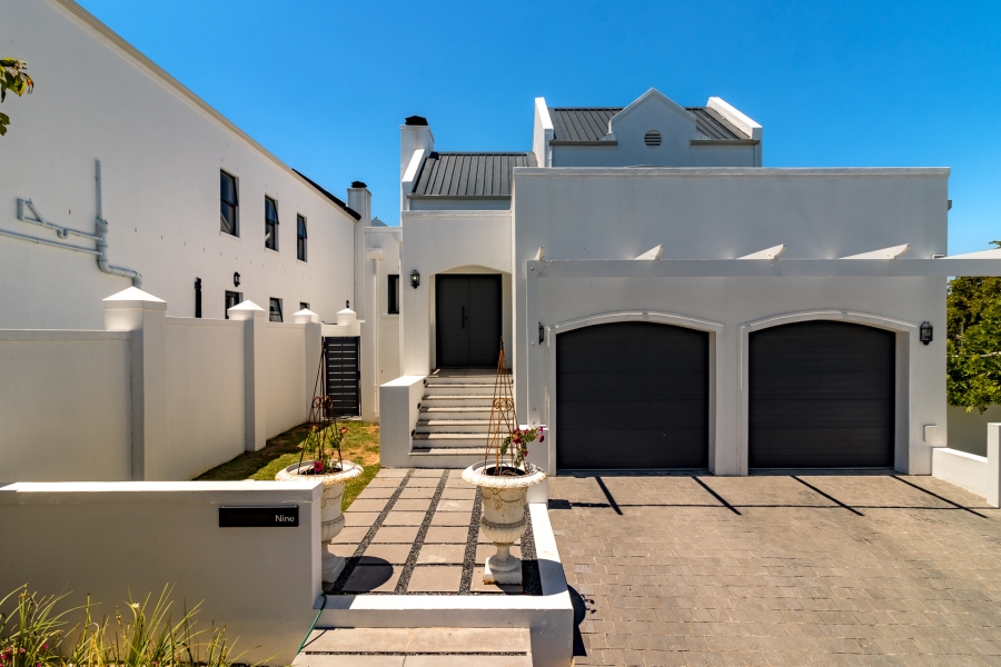 3 Bedroom Property for Sale in Somerset West Rural Western Cape